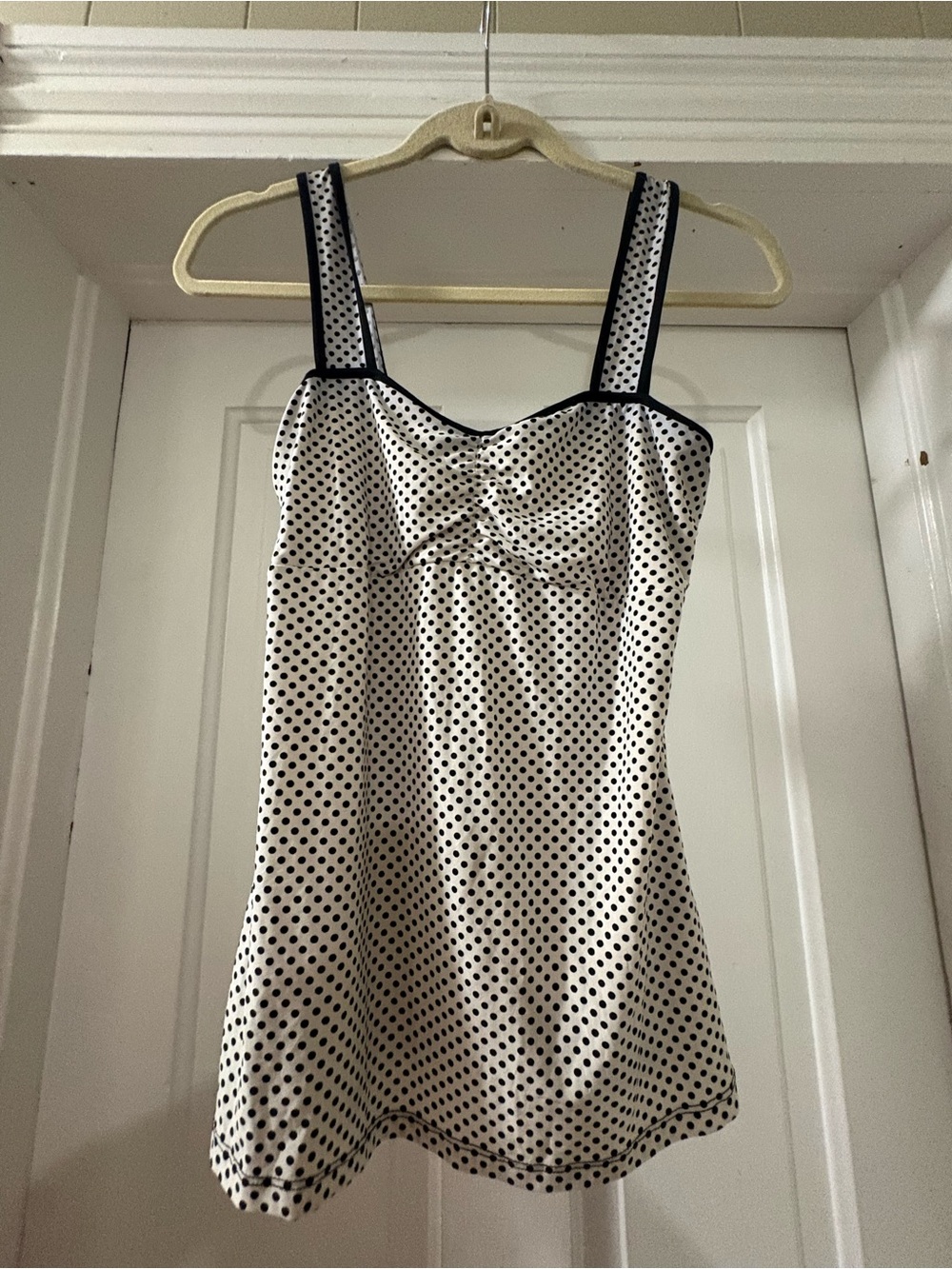 The Limited Women’s White with Black Polka Dots Tank Top Size Small